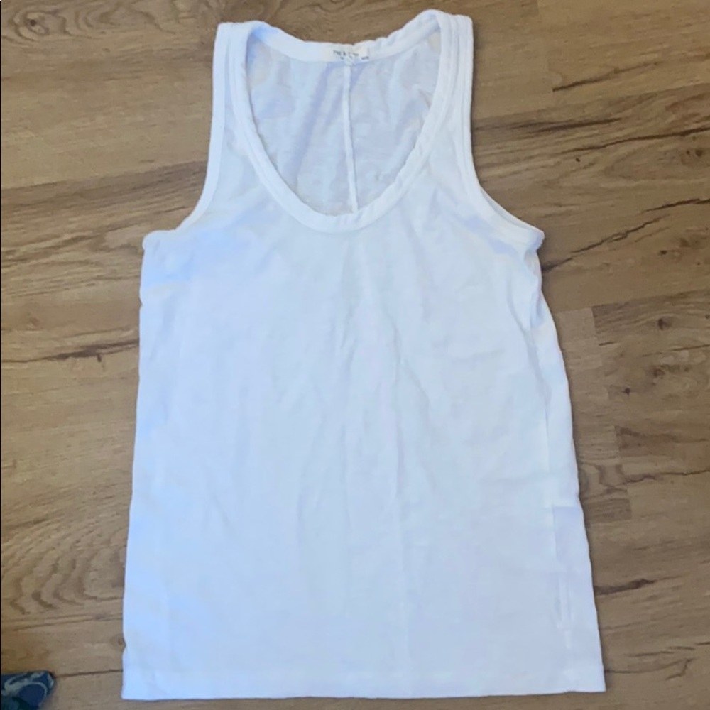 White cute top
